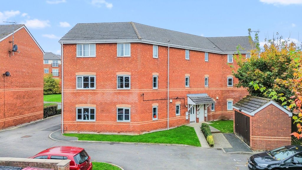 Property photo 1 of 12