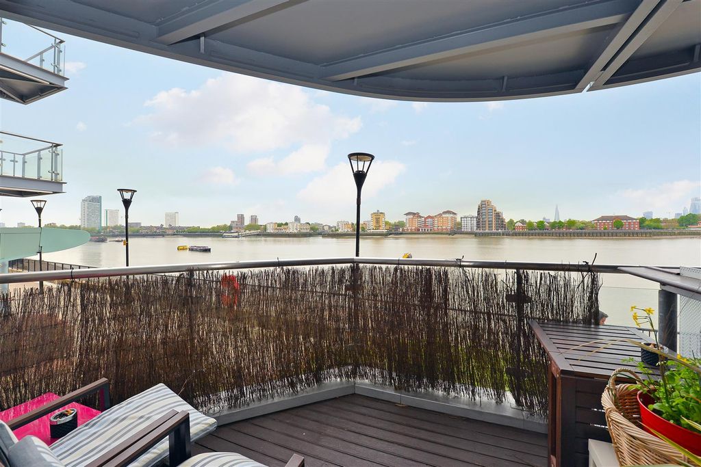 Property photo 2 of 12 Ocean-Wharf (1).Jpg