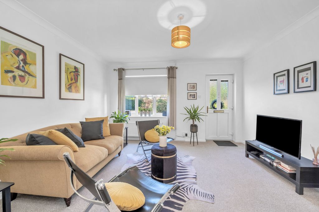 Property photo 3 of 23