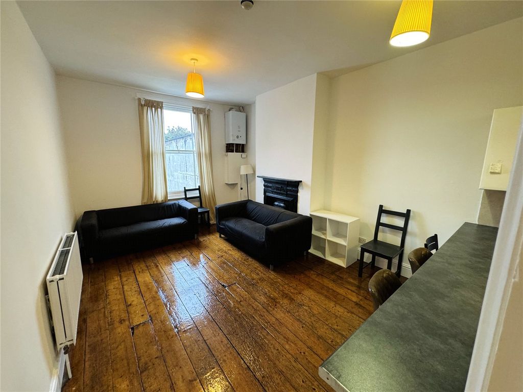 Property photo 1 of 18 Picture No. 28