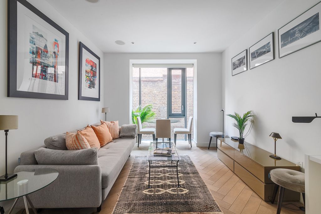 Property photo 1 of 12 Bedford_Street_01