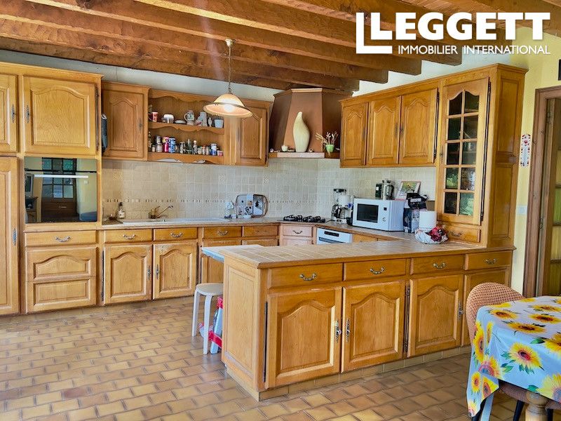 Property photo 3 of 10