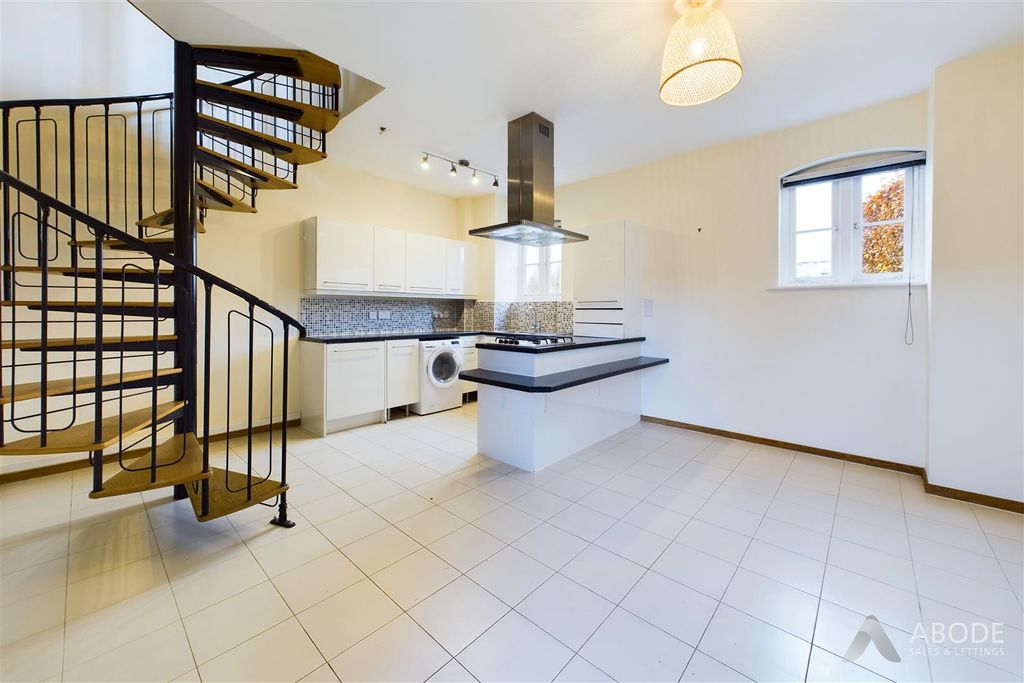 Property photo 3 of 12 Cam02544G0-Pr0194-Still001.Jpg