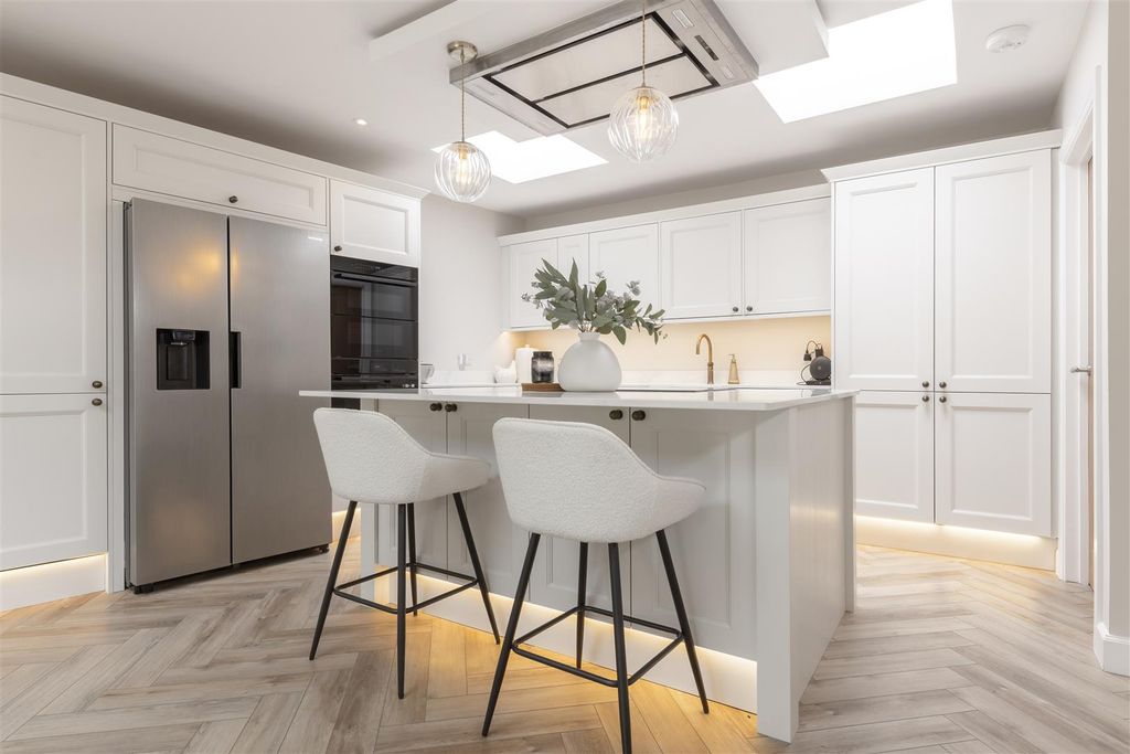 Property photo 2 of 37 Ba-28.Jpg