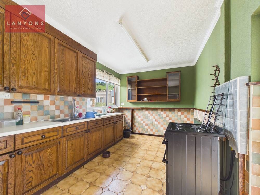 Property photo 3 of 25 Giraffe360-Still015