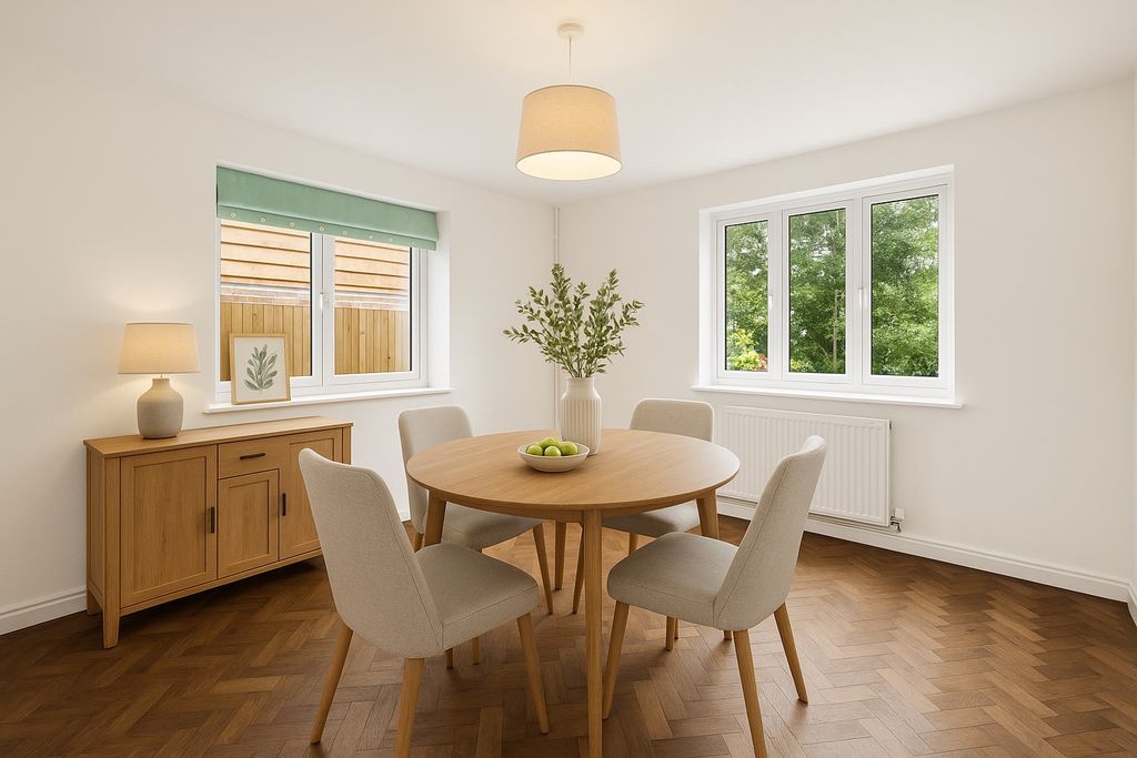 Property photo 3 of 16 Dining Room