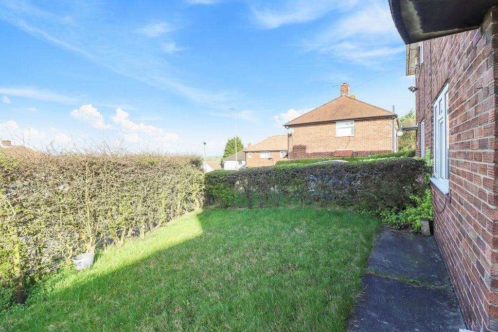 Property photo 2 of 9