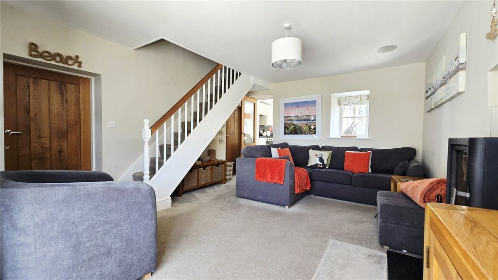 Property photo 3 of 19 Picture No. 54