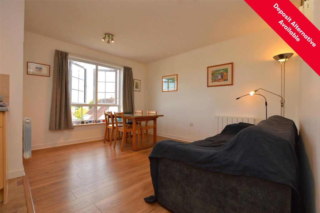 Property photo 2 of 6 Picture No. 13