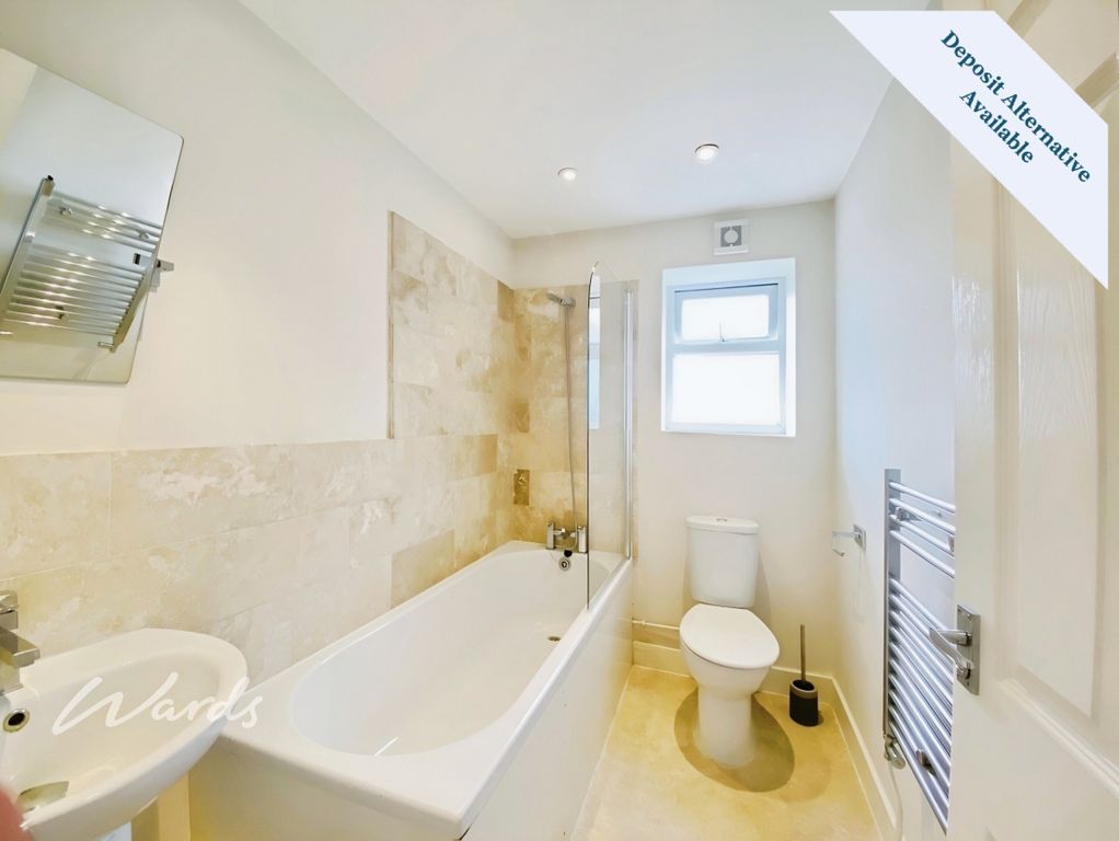 Property photo 3 of 7 F18c9E36-Bathroom