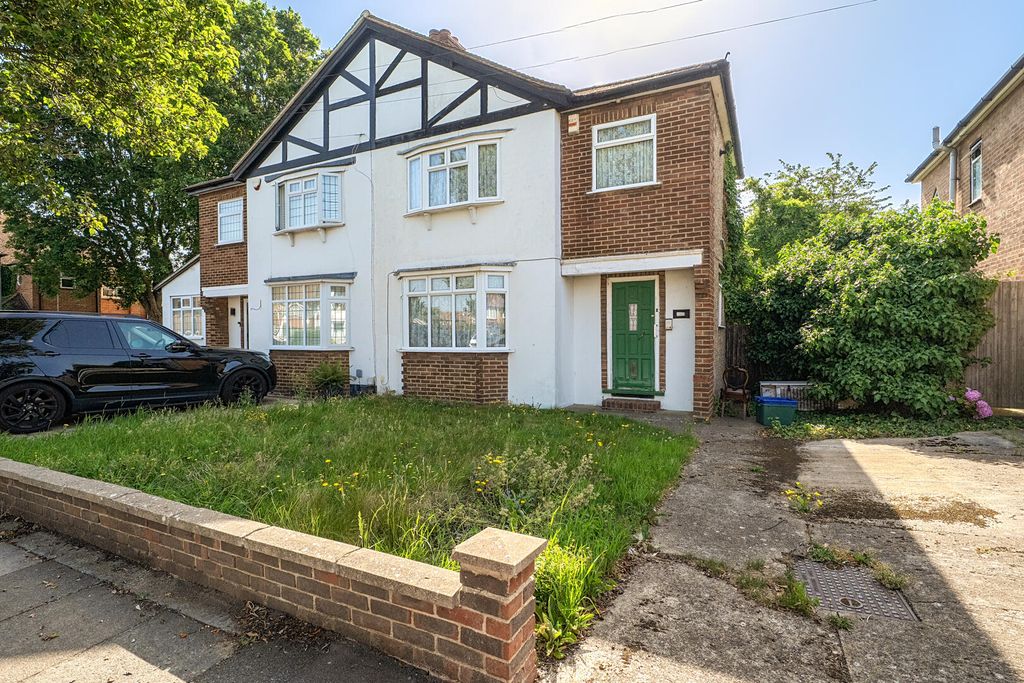 Property photo 1 of 12 1484221-1-6A3Cfb8c004Bd.Jpg