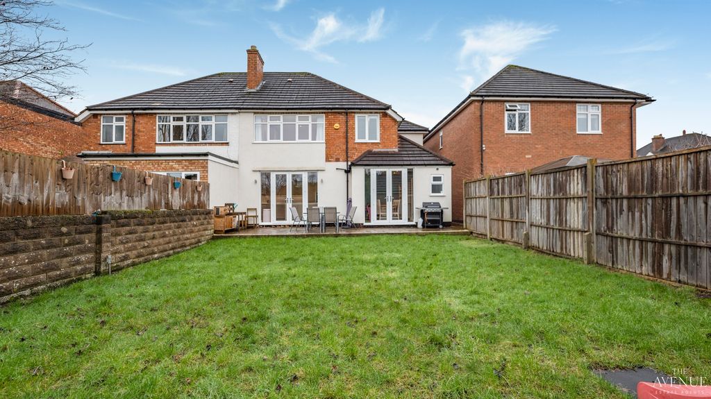 Property photo 1 of 29 4829921