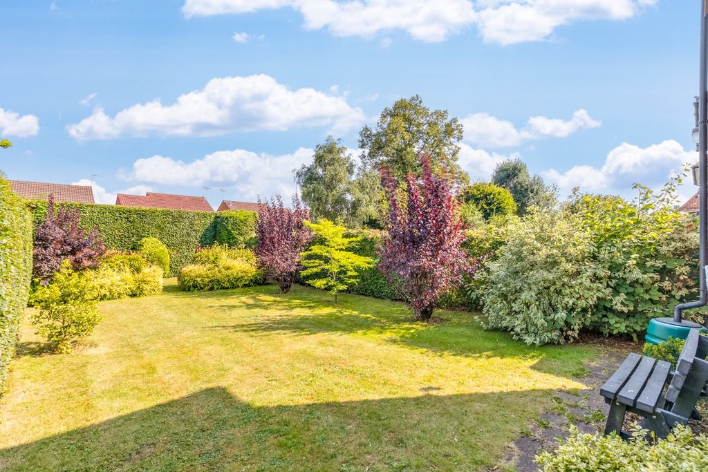 Property photo 3 of 16 3416386