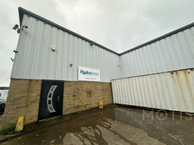 Property photo 2 of 11 Photo 3