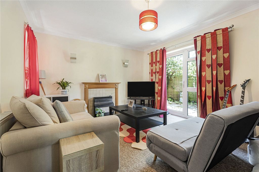 Property photo 2 of 13 Picture No. 17