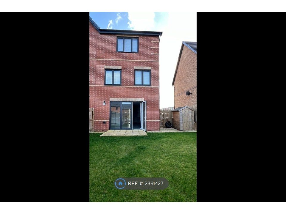 Property photo 3 of 15 Rear Garden View To The House