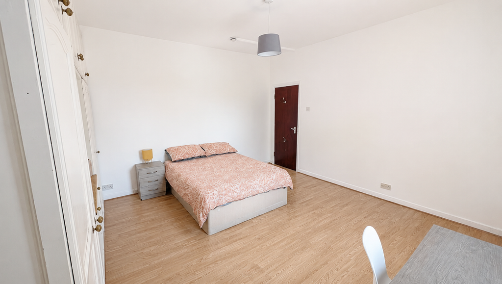Property photo 3 of 3
