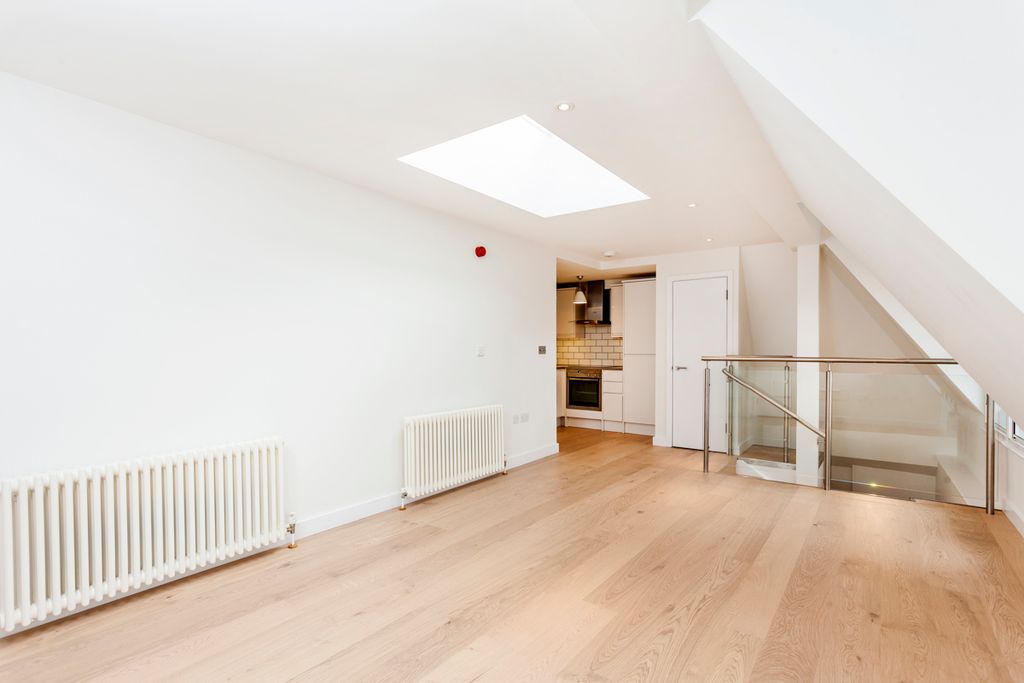 Property photo 2 of 10 Image