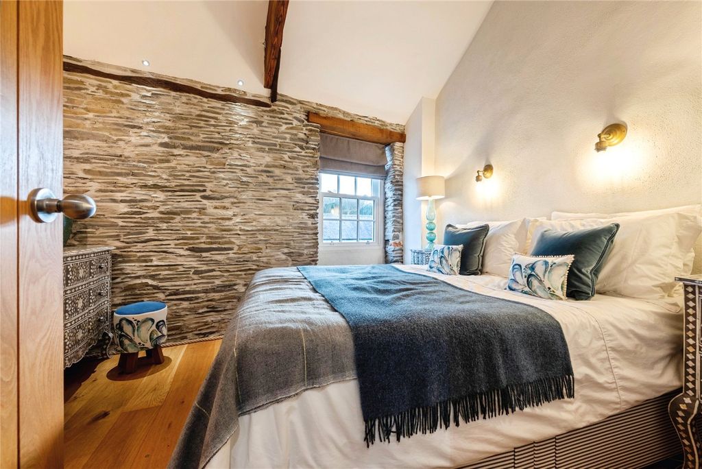 Additional image 9 of 2 bed terraced house for saleChurch Street, Padstow, Cornwall PL28