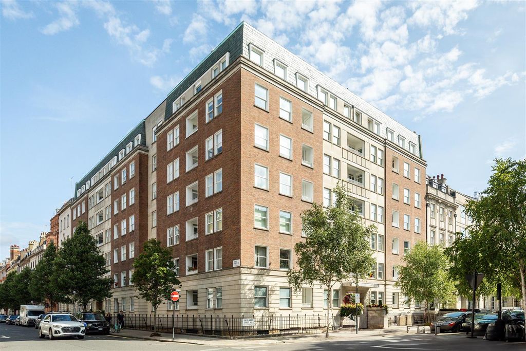Property photo 1 of 10 14 Queen Anne Street-23.Jpg