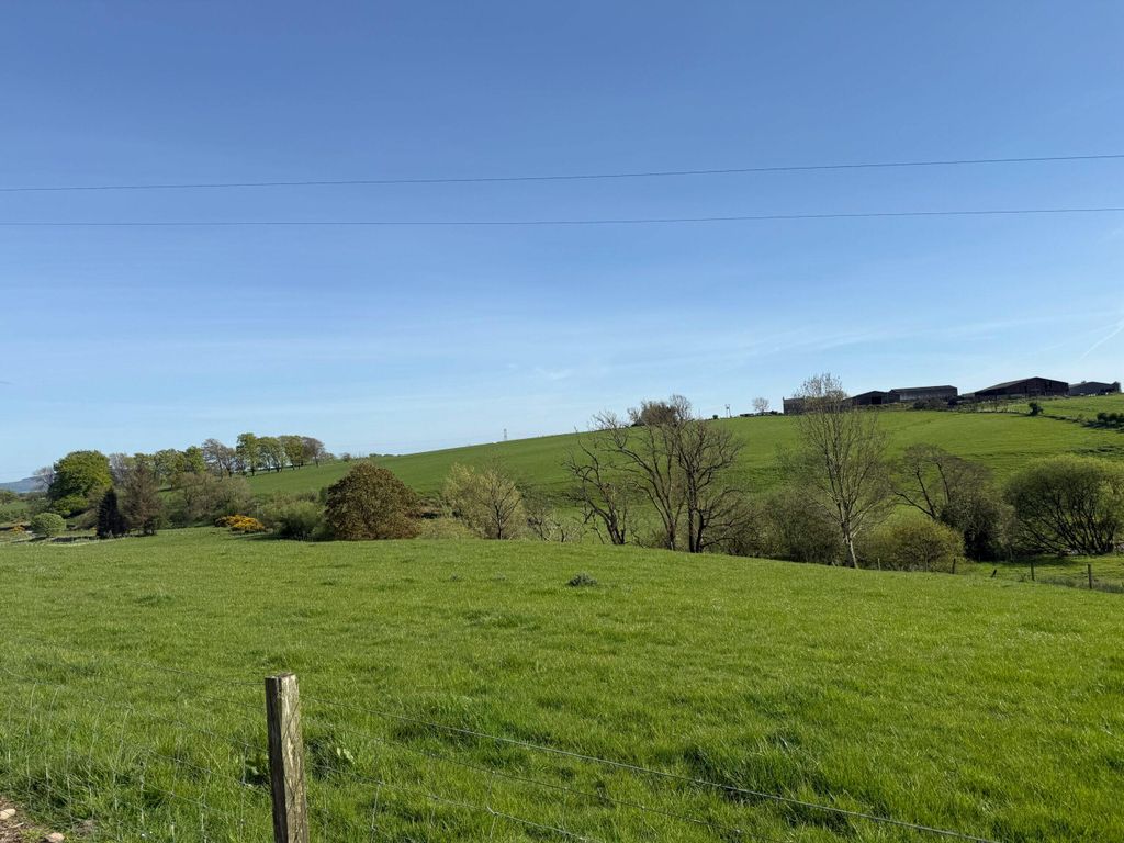 Property photo 3 of 16 Image 3