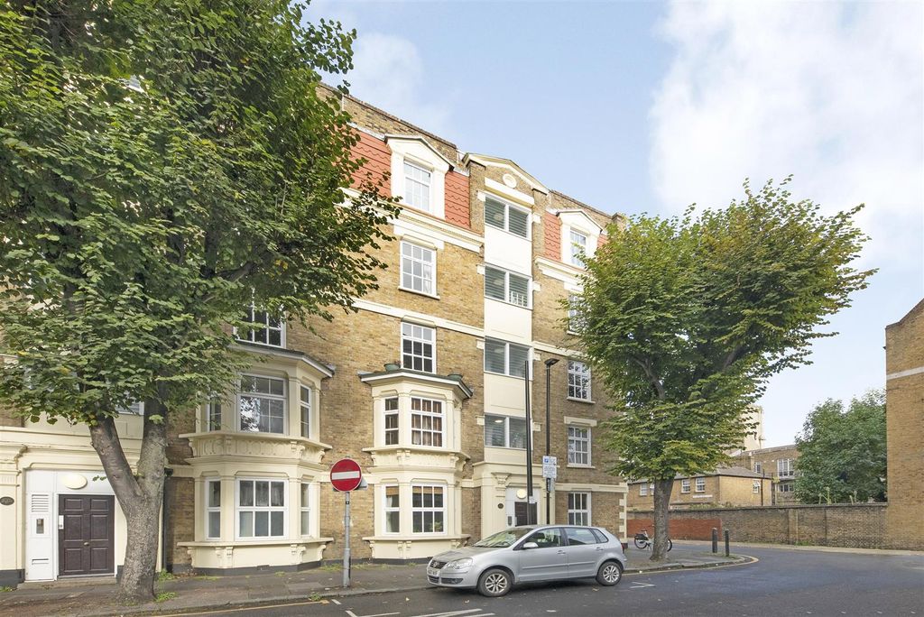 Property photo 1 of 20 Ainsley Street