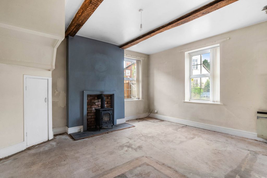 Property photo 3 of 10