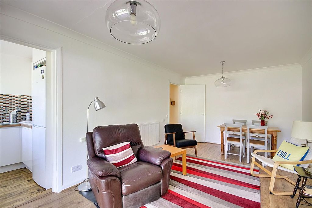 Property photo 3 of 15 Img_3901-Img_3903.Jpg