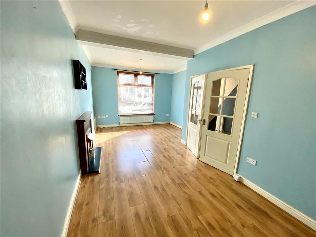 Property photo 3 of 7 Bedroom