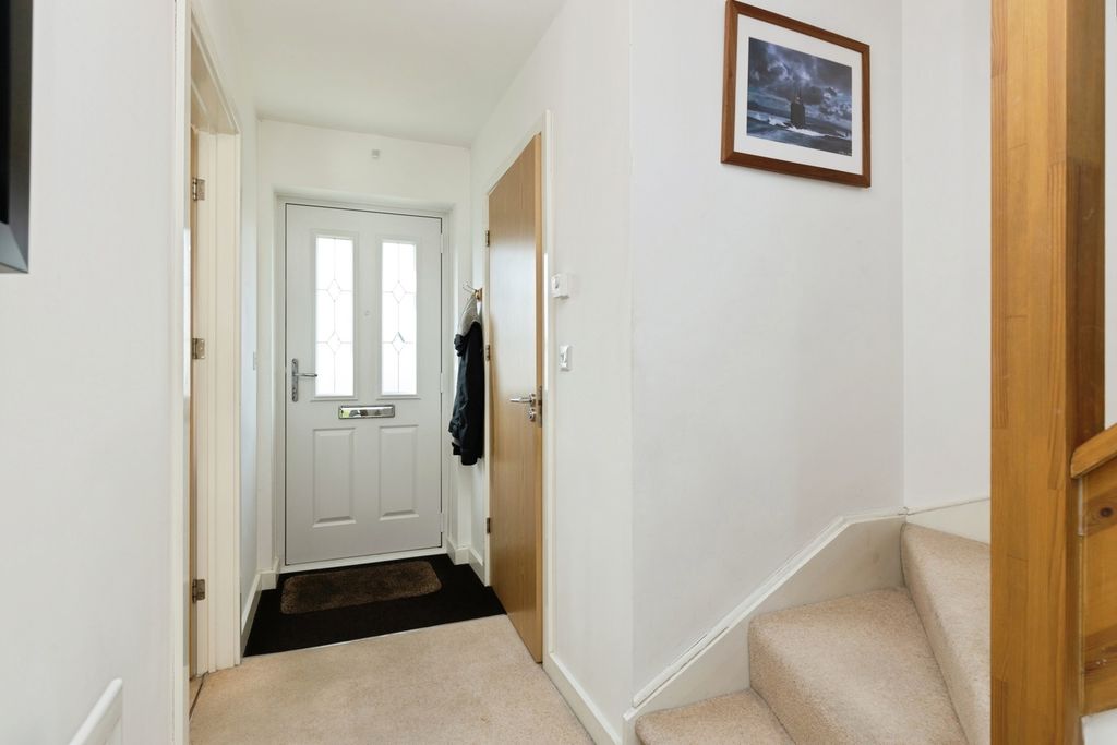 Property photo 2 of 19 Pbox-Img.Jpg