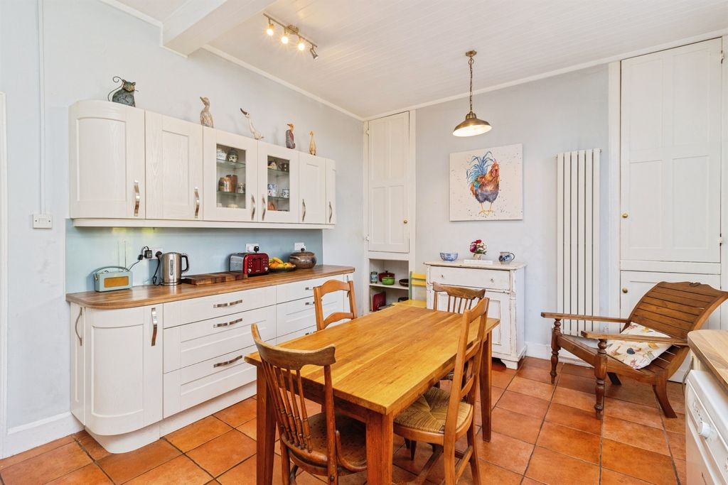 Additional image 11 of 4 bed semi-detached house for saleCourtenay Road, Newton Abbot TQ12