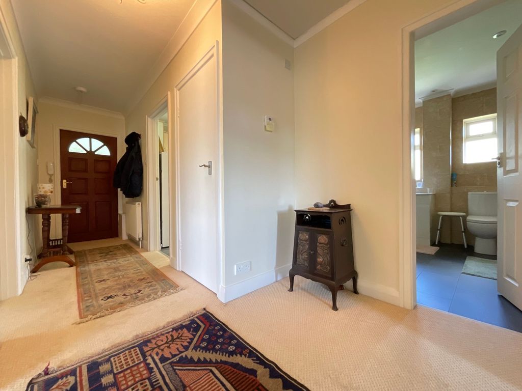 Additional image 12 of 2 bed flat for sale64-70 Hackness Road, Scarborough YO12