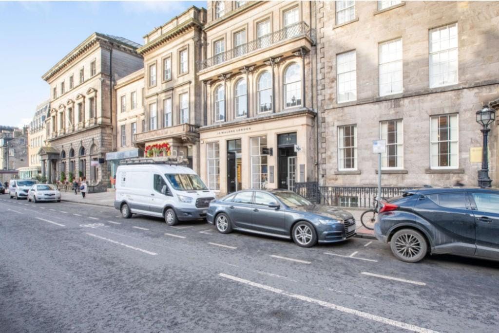 Property photo 1 of 10 129853_Ukbwp3041_Img_29_0000.Jpeg