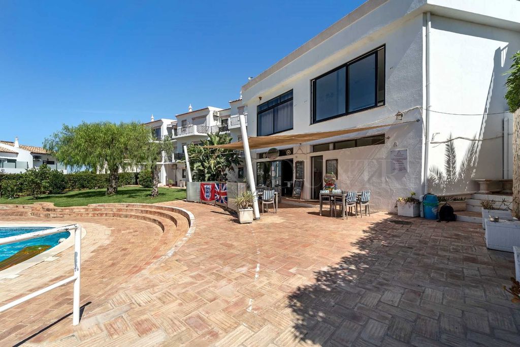 Property photo 2 of 30