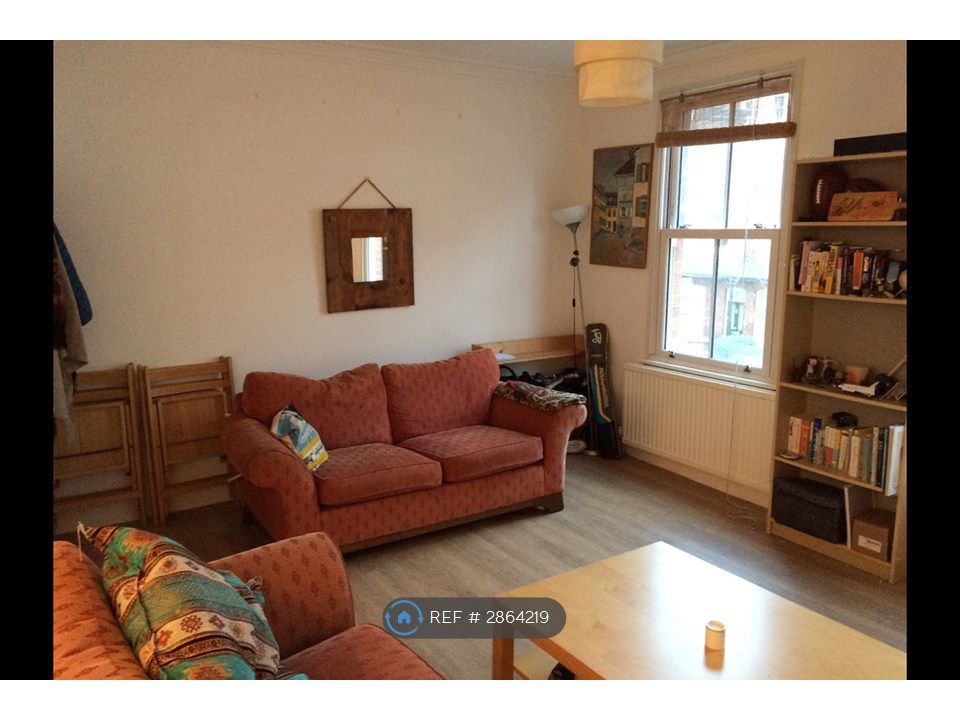 Property photo 3 of 12