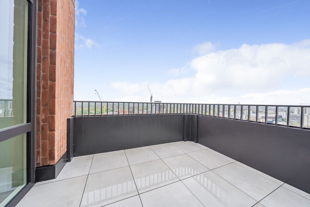 Property photo 3 of 11 1129900 (10)