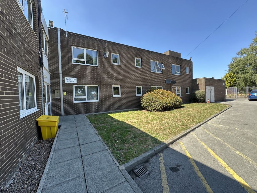 Property photo 1 of 25