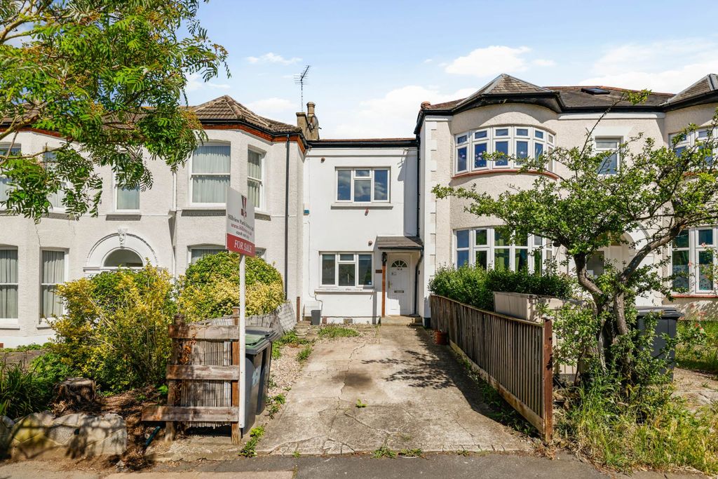 Property photo 1 of 24