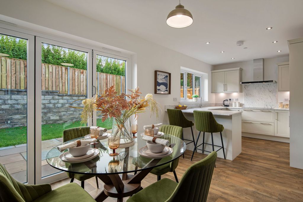 Property photo 3 of 24