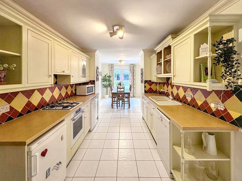 Property photo 3 of 18 Kitchen-Diner