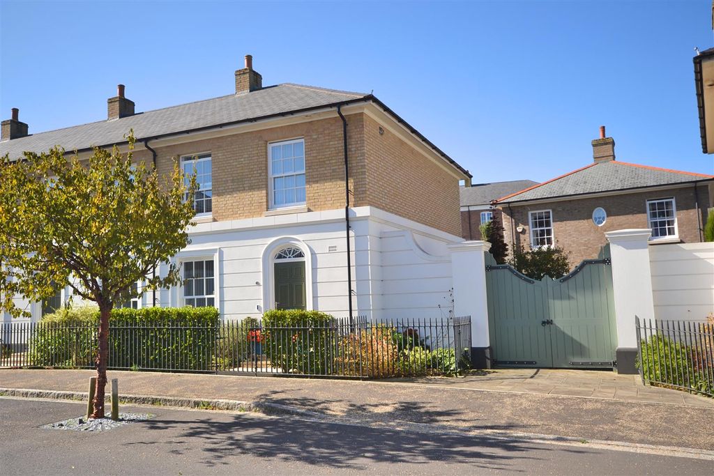 Property photo 1 of 15 0033 (1).Png