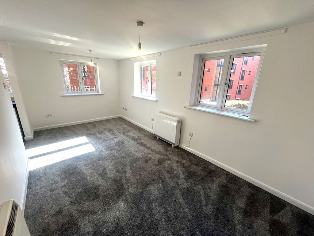 Property photo 3 of 7 Image