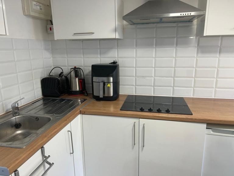Property photo 2 of 3 Kitchen