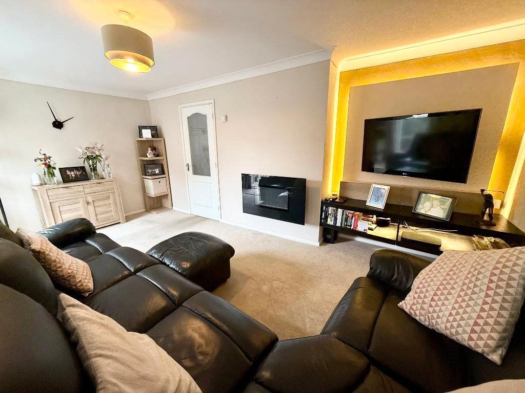 Property photo 3 of 19 Picture No. 37