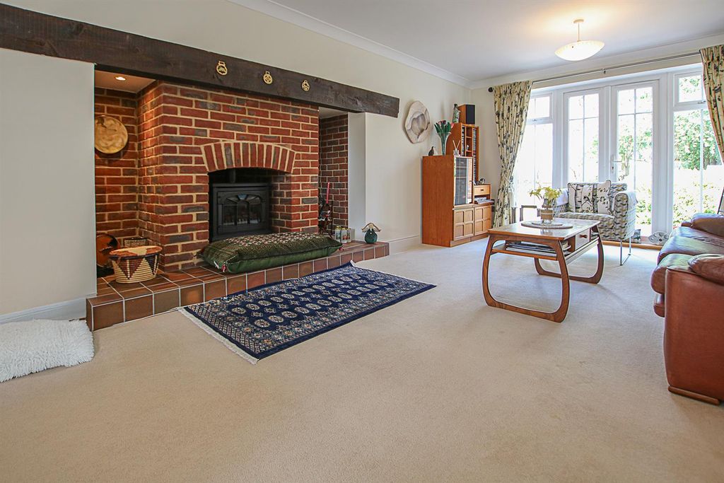 Property photo 3 of 40 Img_1582.Jpg