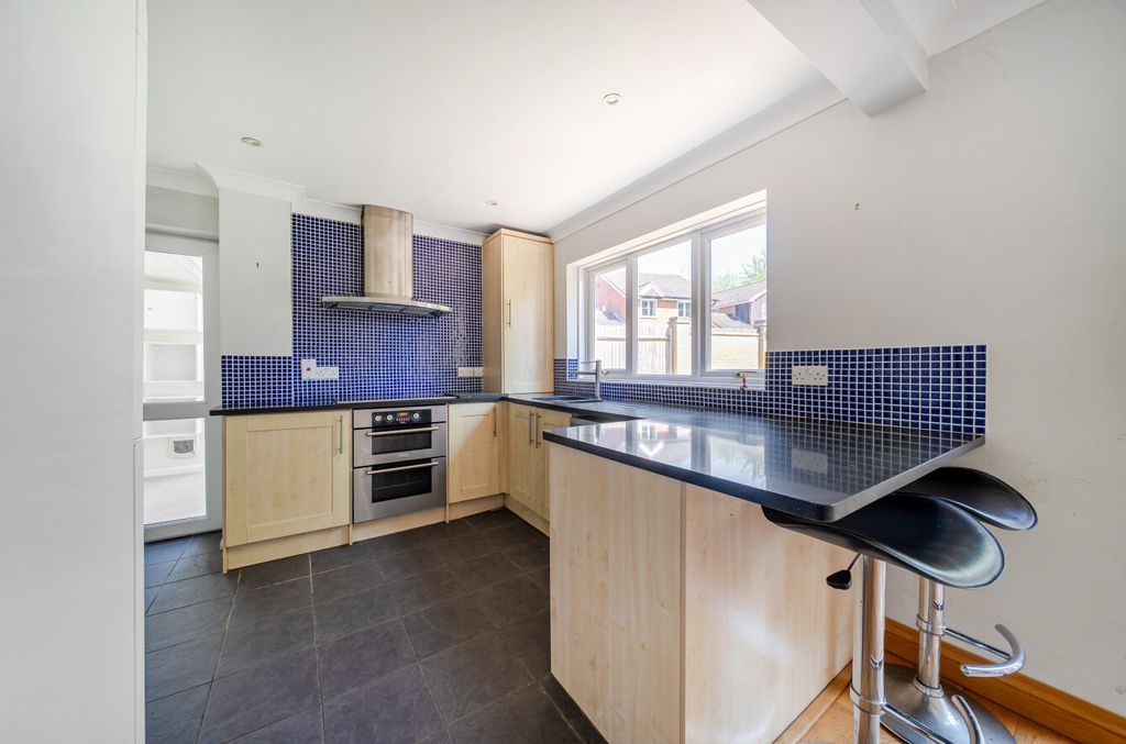 Property photo 3 of 19 1453286-17-69Ef47...