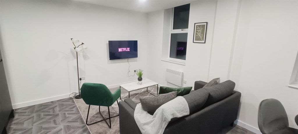 Property photo 1 of 8 Img_20241214_211927