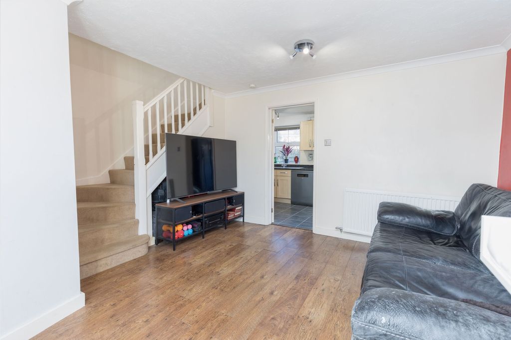 Property photo 2 of 18