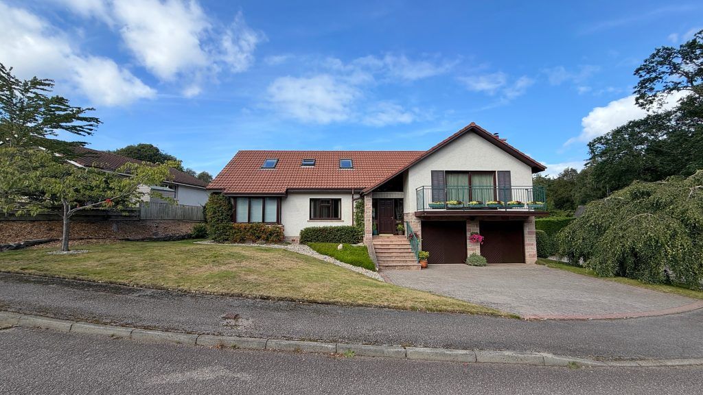 Property photo 1 of 23