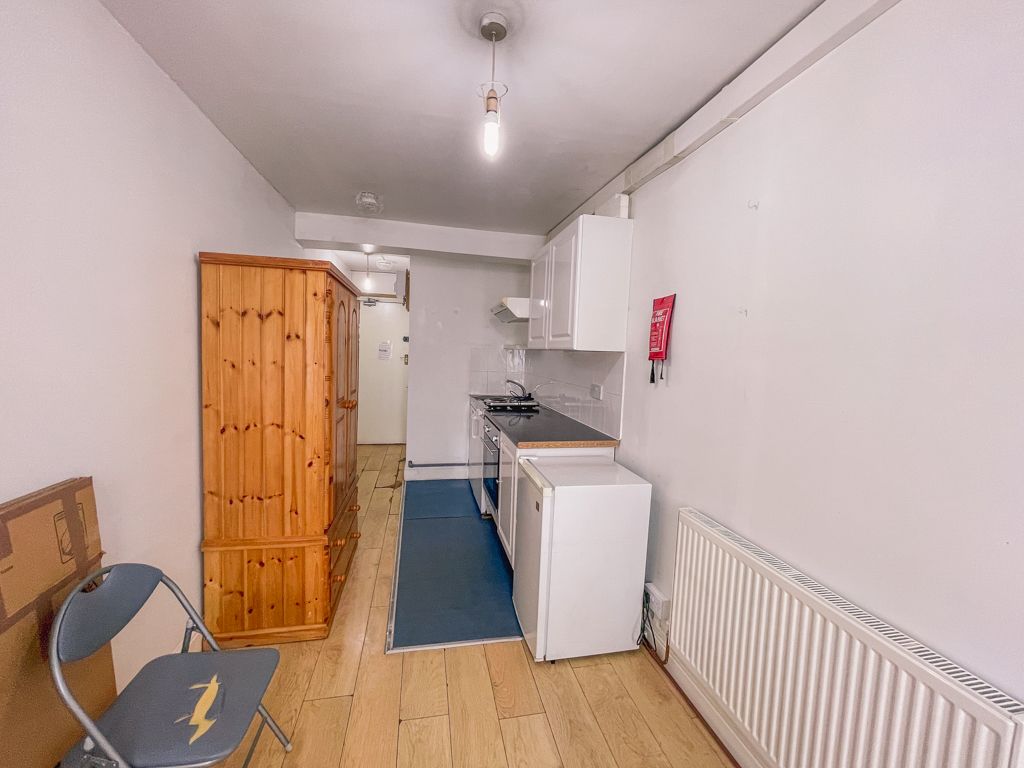 Property photo 1 of 3